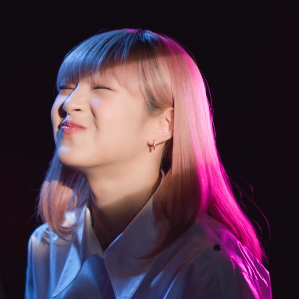 อุส่าห์สวยละ ยังจะแวะมาขายตลกอีก กุยอม555555555555555555555555555555555555555555555555555555

MAKNAE CHIQUITA IS HERE 
#INTRODUCING_CHIQUITA 
#BABYMONSTER #CHIQUITA
<a href="/YGBABYMONSTER_/">BABYMONSTER</a>