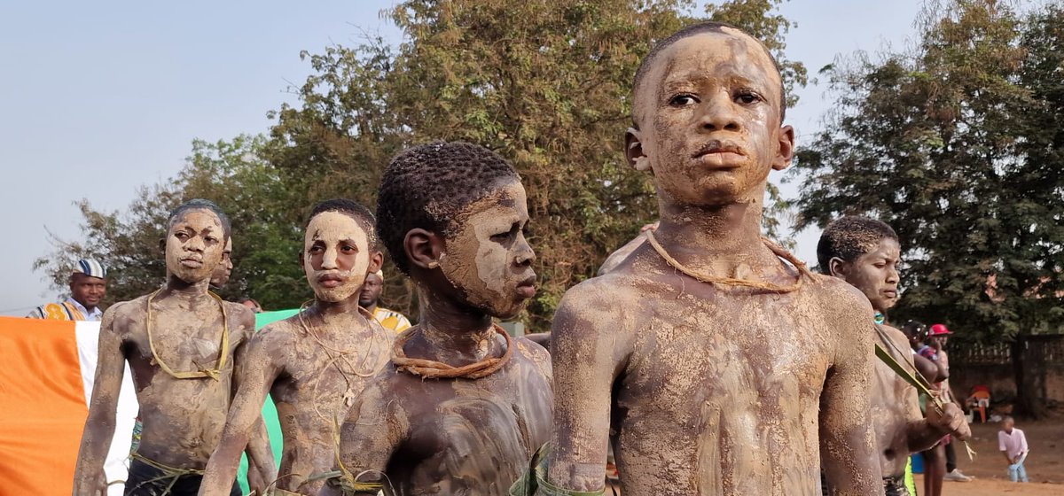 marimba_musica's tweet photo. Sob o lema "Carnaval de Coesão Nacional e Integração Regional", a Guiné-Bissau recebeu o Carnaval, a sua principal festa popular. 🇬🇼🎊
Projeto apoiado pelo PROCULTURA, financiado pela União Europeia, cofinanciado e gerido pelo @camoes_ip
#PROCULTURApaloptl #ueemmoz #camoesip https://t.co/rAwPipKPMA