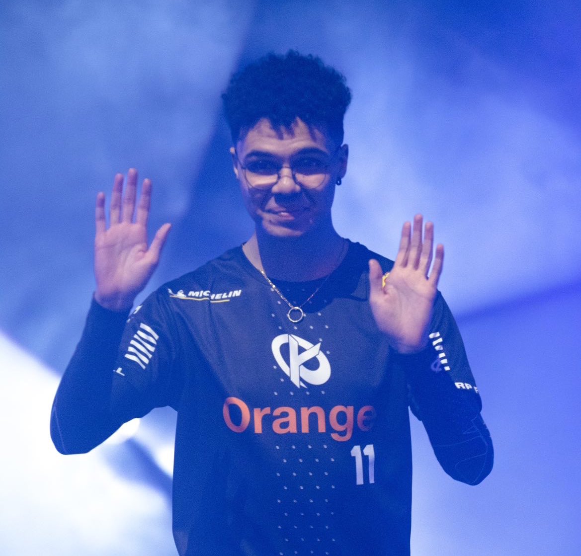 _Jomann's tweet image. Il s'appelle Skeanz et il joue à 19 h
#KARMINE #KARMINECORP