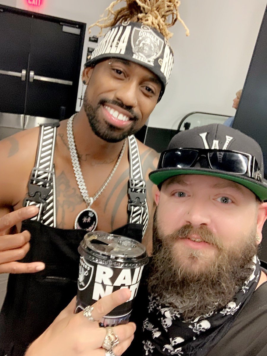 oaktown317's tweet photo. @MarquetteKing what’s the chances of my favorite punter playing for both my teams! #renegades #RaiderNation let’s fucking gooo!!! 😤 https://t.co/wvmnsaR0G1