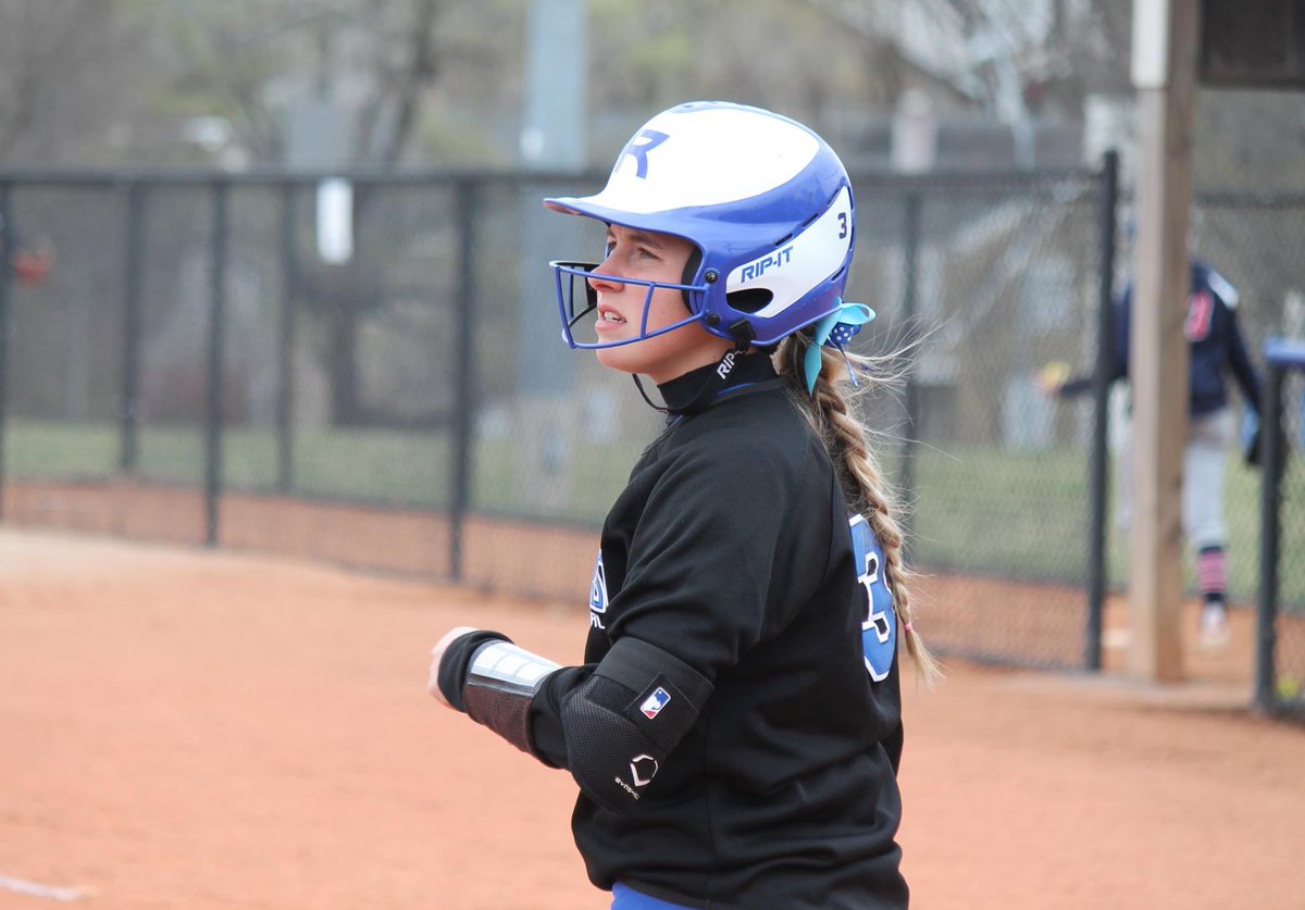 RockUSoftball's tweet photo. 4 years ago today Emily Truitt set the Division II record for number of triples hit in one game. In the 10-4 win over Northwood, she had 4 triples and 4 RBIs. Emily keeps Rockhurst on the map by still holding the record today!🤩😎 We are still so proud of you &amp; always will be!💙 https://t.co/xlfb0lCQ3P