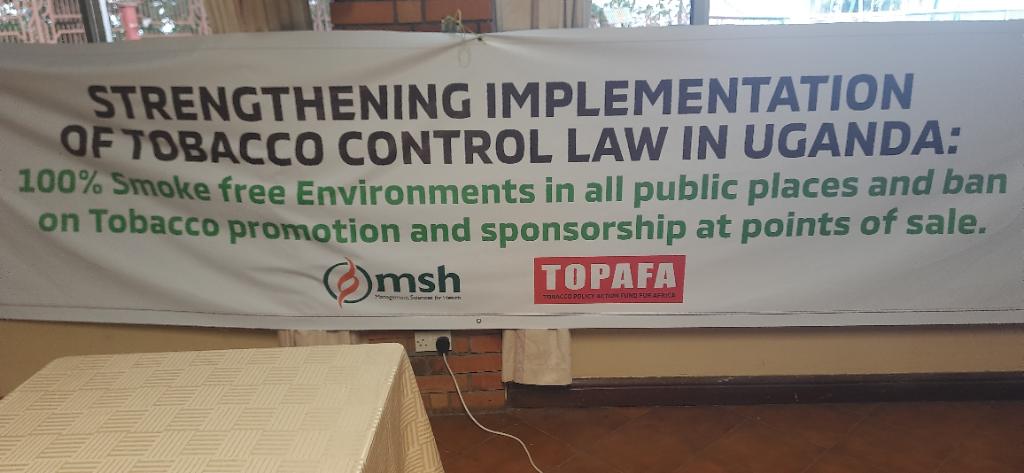 BagumaRT's tweet photo. Thank you #Entebbe leaders for supporting #tobaccocontrol @uhca_ug @TobaccoCtrlUg @MinofHealthUG Am proud to be part of the facilitating team https://t.co/hTXOrhDMiD