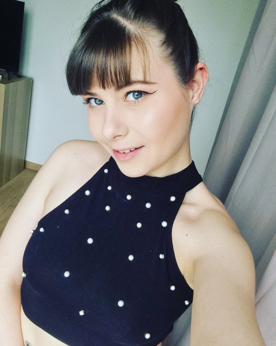 Gros bisous tweeter 😘 https://t.co/LSc8DSoDz2