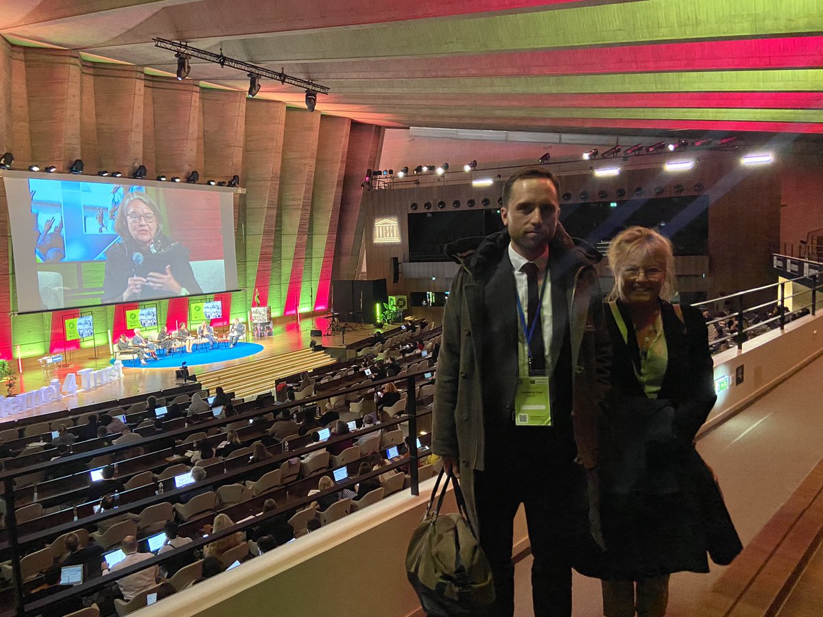 Team 🇸🇪 is at <a href="/UNESCO/">UNESCO 🏛️ #Education #Sciences #Culture 🇺🇳</a> to take part in the #InternetForTrust Conference. During the course of three days we will be discussing guidelines for regulating #digital platforms, how to improve reliability of #information &amp; how to protect #FreedomOfExpression &amp; #HumanRights.