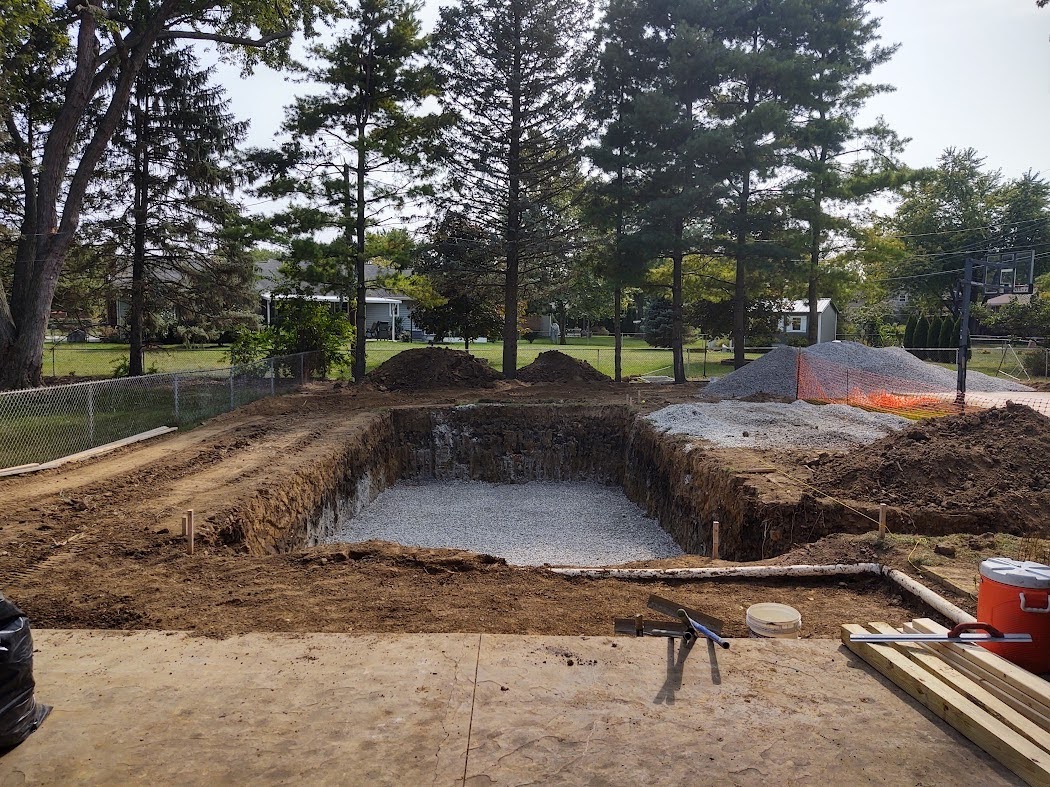 There's about to be a 'hole' lotta fun here! Get it 😀 IT'S WEDNESDAY EVERYONE!!! . #Columbus #Ohio #Dayton #OhioPoolBuilder #Pools #PoolParty #BackYard #DreamHome #poolsofinstagram #PoolLife #PoolService #PoolGoals #outdoorliving #FamilyTime #SpaLife #Spavibes