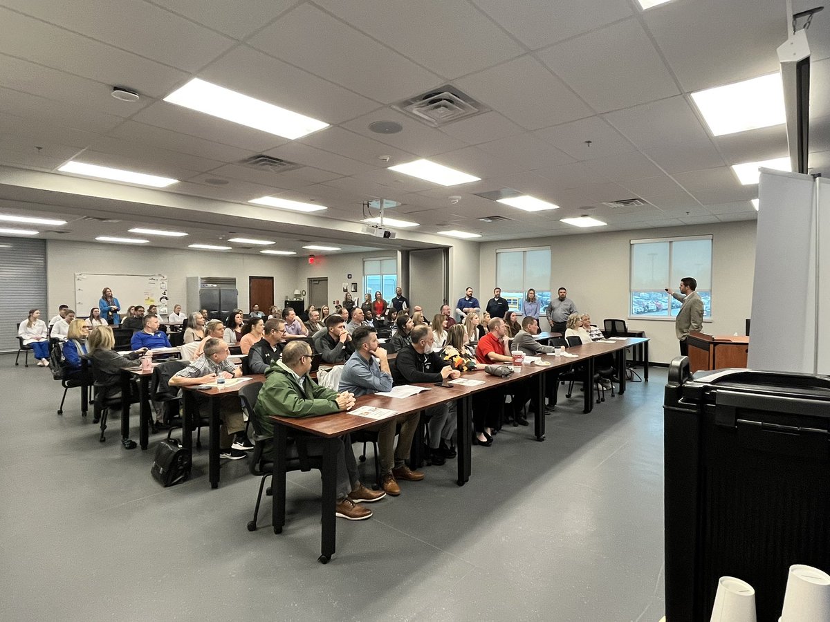 AshleyDBenne's tweet image. We are celebrating CTE month BIG in Southwest Missouri today! Standing room only as we kick off our Carthage @PLTWorg Showcase @CarthageTech in @CarthageR9SD. Over 60 participants are ready to see PLTW in action!