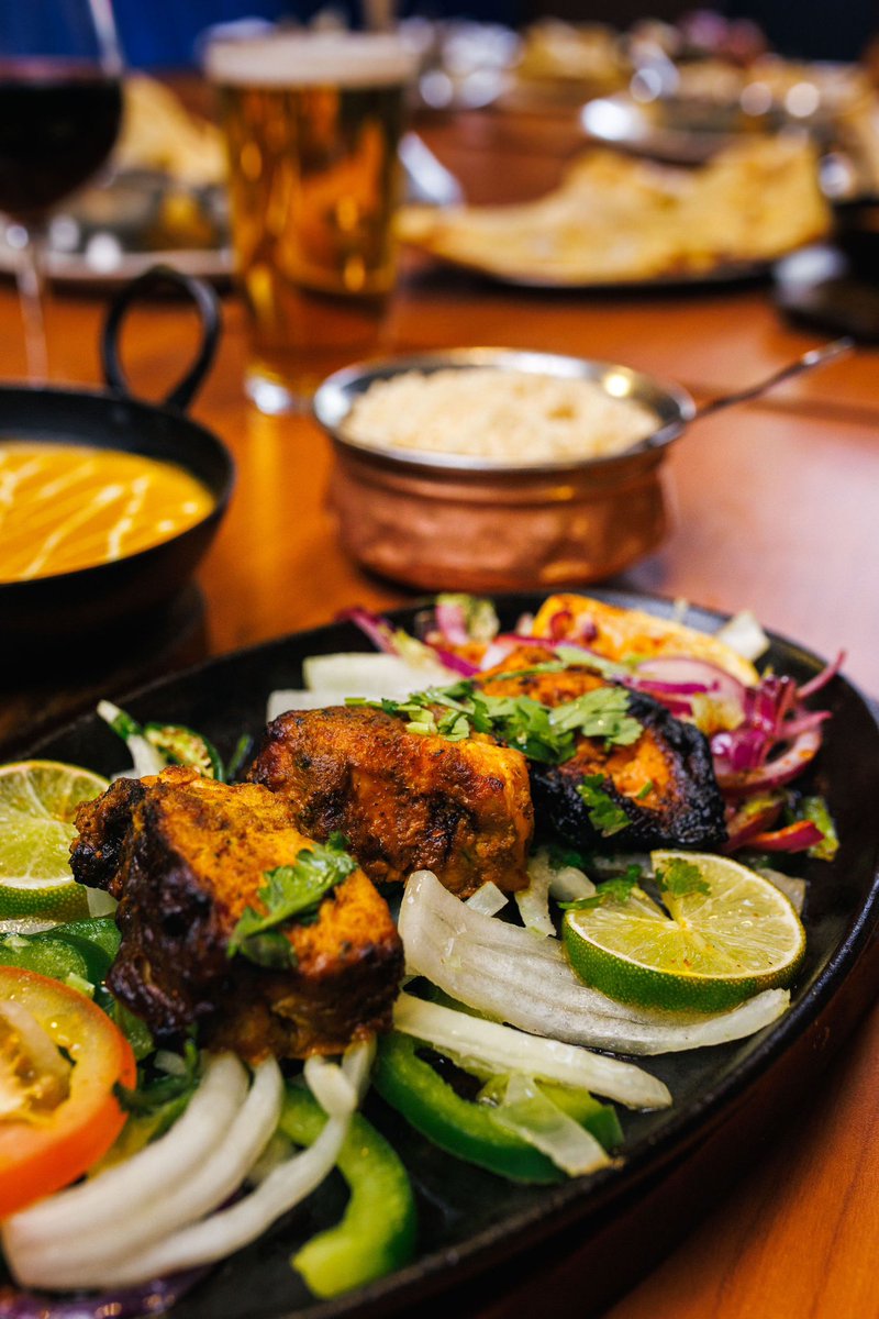 A midweek pick-me-up is on the cards we feel…

Join us tonight and make getting through the week that little bit easier 😍