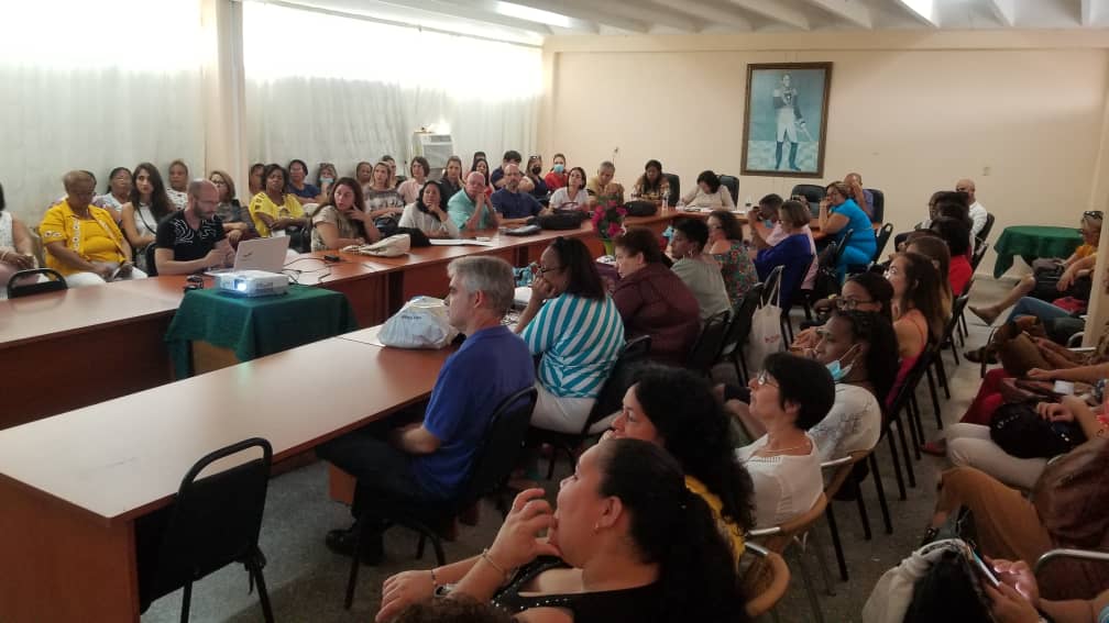 cenceccuba's tweet photo. 📋 Se lleva a cabo en el día de hoy el Balance General del año 2022 del CENCEC.

#cencec #balancecencec #2022 #balancegeneral #bqlance2022 https://t.co/YTPZjFVGVD