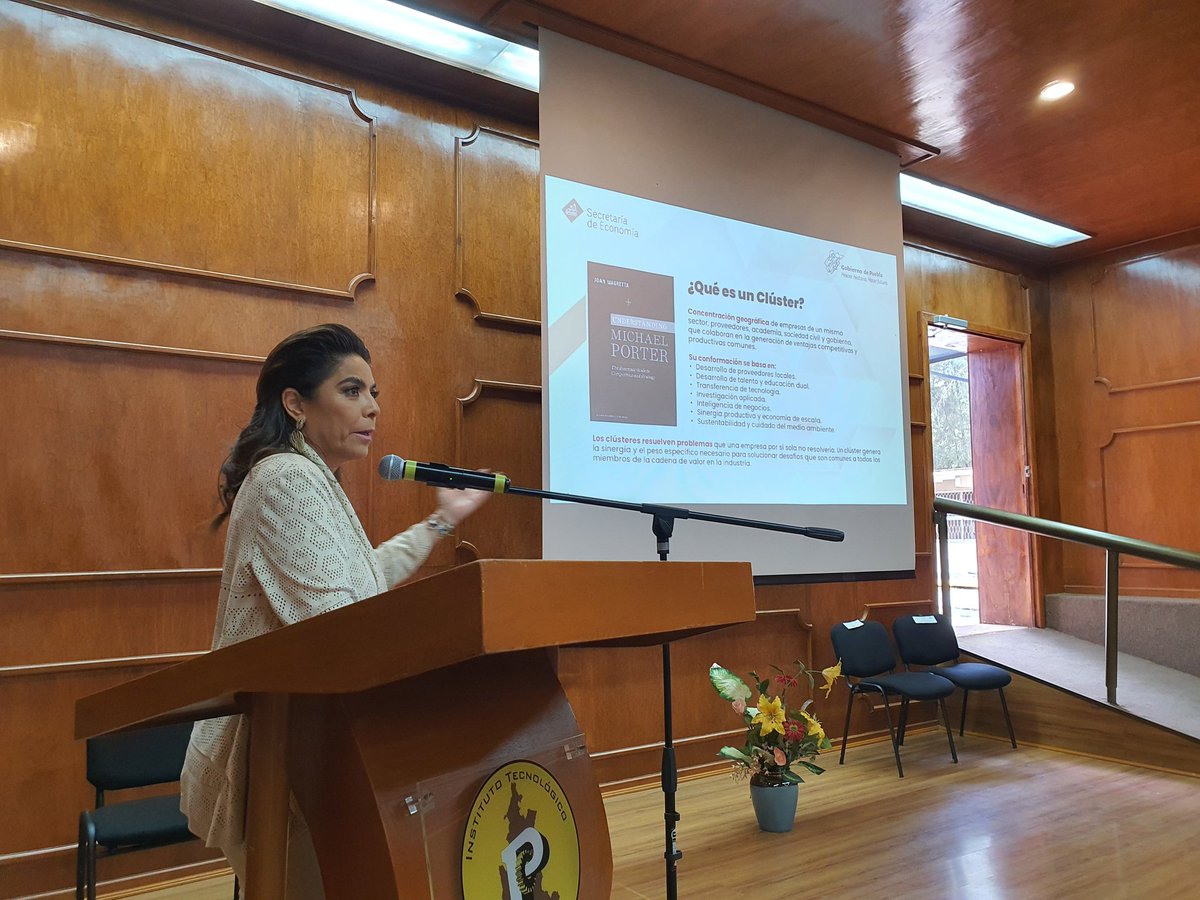 TecNMPuebla's tweet photo. #TodosSomosTecNM #OrgulloITP #TecNMCampusPuebla #leonasyleones 
En este momento, Olivia Salomón, Secretaria de Economía, Puebla, dicta la Conferencia Magistral, en el Congreso Internacional Academia Journals, a estudiantes, investigadores y docentes del #ITP https://t.co/jVoMAG0CQE