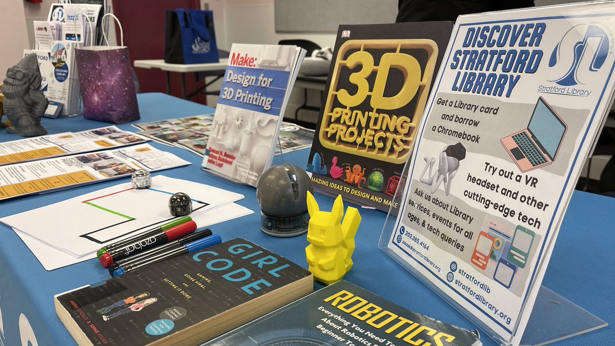 StratfordLib's tweet image. We’re at Stratford’s South End Community Center this morning! Stop by our table to get a library card, borrow a Chromebook, learn about our programs &amp;amp; services, and try out some cutting-edge uCreate tech. 🤖💻#learncreateshare #somethingforeveryone #StratfordLibrary #StratfordCT