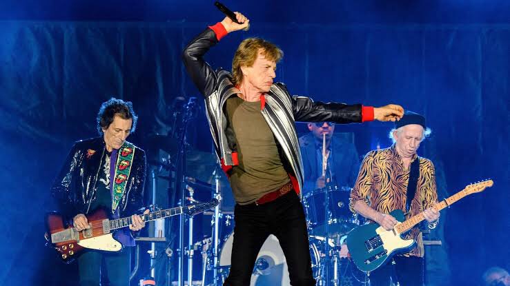 mccartney_arch's tweet photo. The Rolling Stones are reportedly collaborating with Paul McCartney and Ringo Starr for their new upcoming  album! ✨
Music history in the making… 🙌🏻 https://t.co/66W3j6VaW1