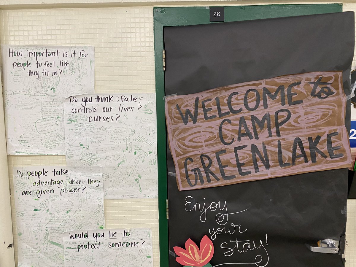 amandajoponder's tweet photo. @kirrsten_shafer does an amazing job of enticing and involving students in her content and their learning! What a #Rockstar @WISDMontessori @WacoISD https://t.co/Qtr6mkR2NK