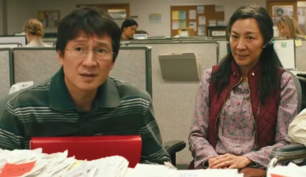 Everything Everywhere All At Oncehttps://mursebum-ben-h.ghost.io/content/images/2023/02/Ke-Huy-Quan-Michelle-Yeoh.webphttps://mursebum-ben-h.ghost.io/everything-everywhere-all-at-once/