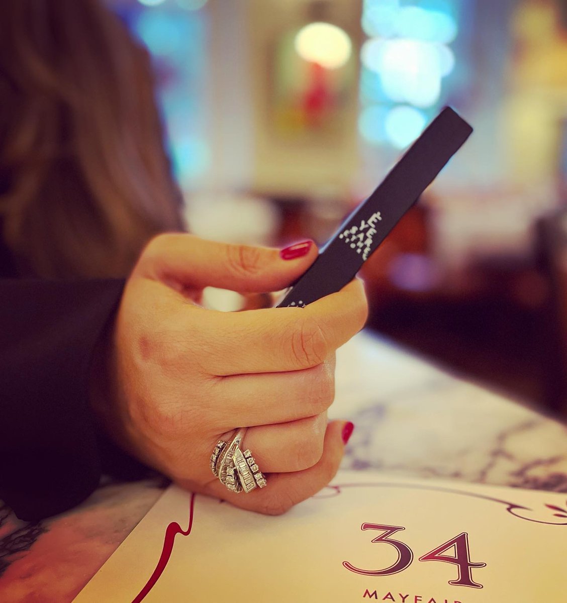 #WellnessWednesday:
Repost from @eyesarethestory - Èyes Are The Story eyeliner is safe for sensitive eyes, dry eyes &amp; contact lens wearers. Our eyeliner is non-flaking, non-drying, non-burning &amp; non-irritating!