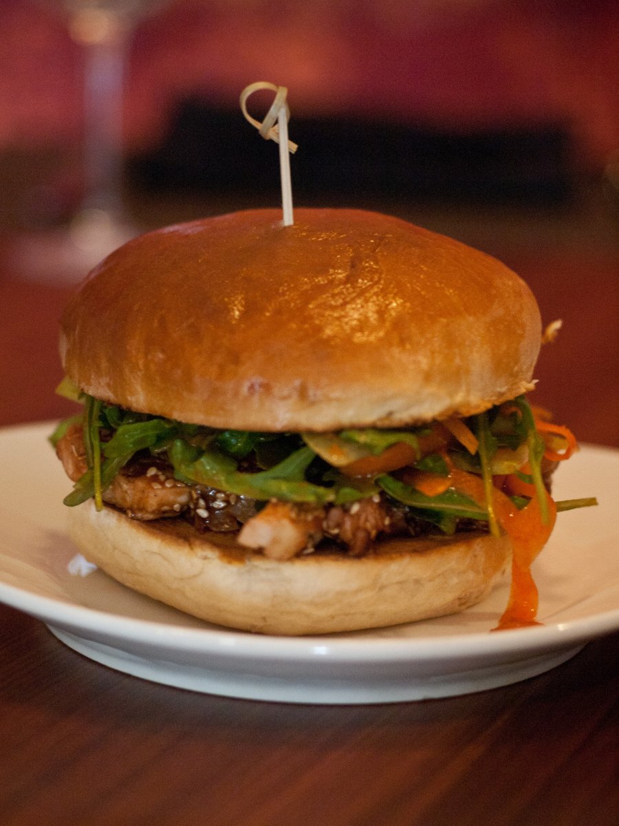 FourCornersCH's tweet photo. Meet your new favorite sandwich: Lunch Special: $8 Buffalo Chicken Sandwich with Chips https://t.co/a1mYWfkYO8
