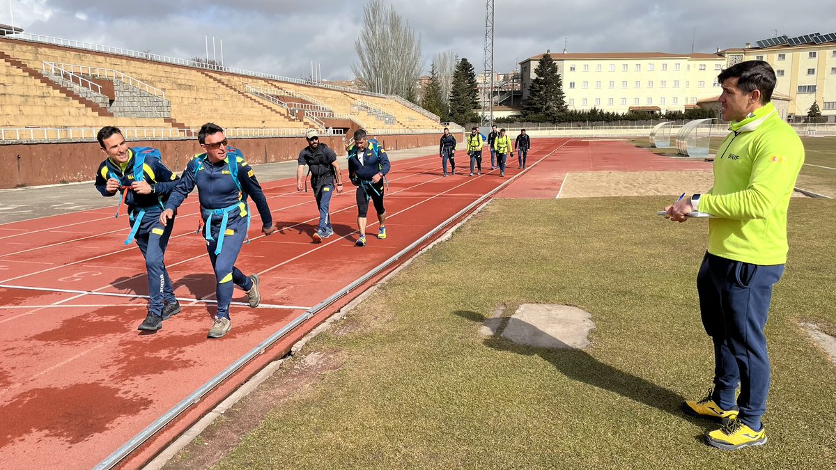 brifpuertopico's tweet photo. Hoy hemos realizado el pack test, prueba que consiste en andar 4,8 km en menos de 45 minutos. Recordamos que es excluyente, si no la pasas no trabajas.
Pruebas SI,
Excluyentes NO https://t.co/l17skLT72z