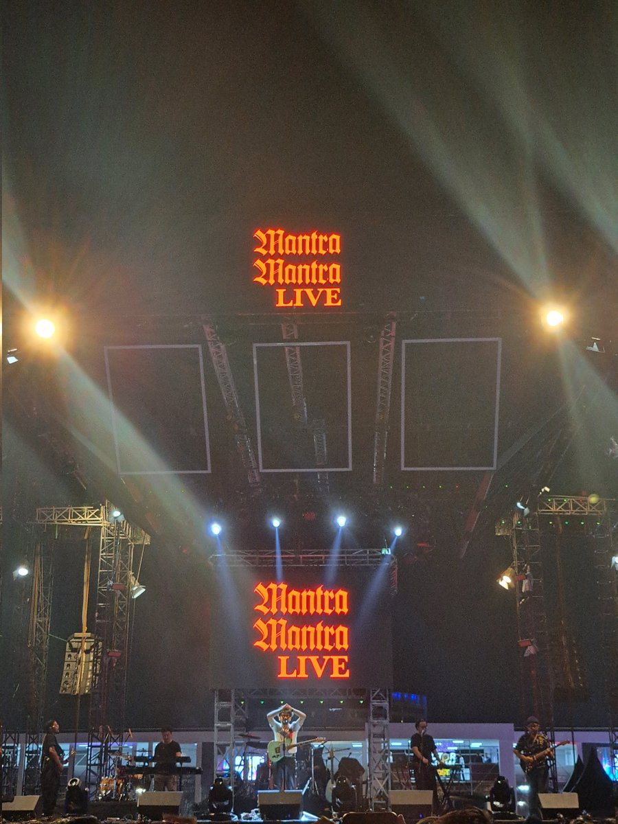 Mantra Mantra yang gak pernah gagal ya cuma punya Maskun <a href="/KuntoAjiW/">ᗰ ᘔ K ᑌ ᑎ</a> , terima kasih Maskun Rabu malamnya di IIMS INFINITE😊🤗