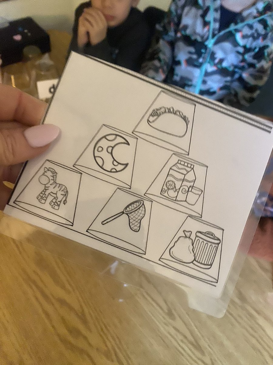 Meghan Webb (Flynn) tweet media