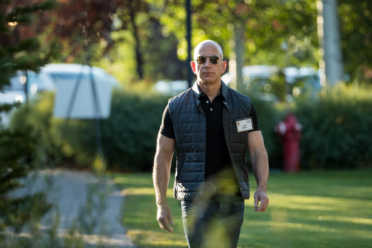 Argonon's tweet photo. From starting a company in his garage to dominating every aspect of modern life, episode 2 of @britesparkfilms series profiles the man himself, and those fighting against his power.
The Billionaires Who Made Our World: Jeff Bezos.
10pm on @Channel4.
#Argonon #BriteSpark #Amazon https://t.co/88XT2hdAJF