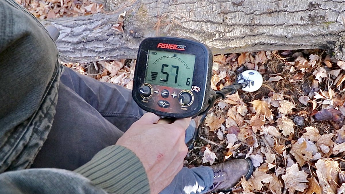 StealthDiggers's tweet photo. It was a small coil kind of day for Dame and I at the old cellar hole. Good day for picking signals.
#fiahermetaldetectors #notthursday
https://t.co/sZ3h19kCUe https://t.co/1TiilIzGjG
