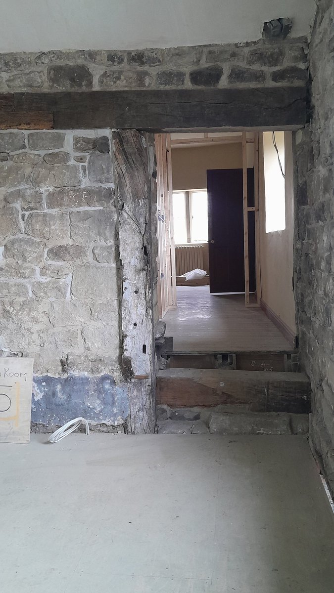 LandmarkHistory's tweet photo. To #CalverleyOldHall today, first time in 3 months. What a transformation! The early hall block now has a floor - amazing to step in at first floor level, as if from the lost solar range. The ceiling is done, insulated &amp; lime plastered....1/2 https://t.co/2IpVzk3LCU