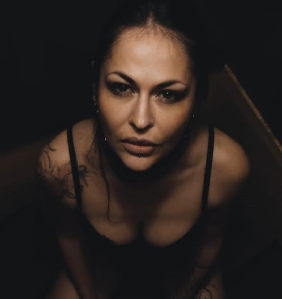 LIVE NOW !! 🔞🔞 Dove? Andiamo che lo sapete 👇🏻👇🏻👇🏻  Link in descrizione ❤️ https://t.co/mag76WnTZL<a href="/tag/aveterottoilcazzo"class="tags"><span>#aveterottoilcazzo</span></a>