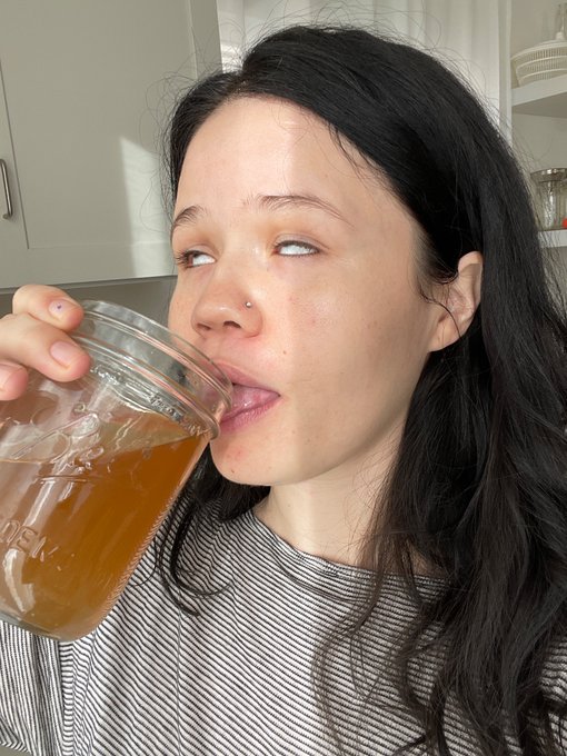 1 pic. if you were wondering how i manage with nearly 10oz less capacity in my new tea tumbler, I just