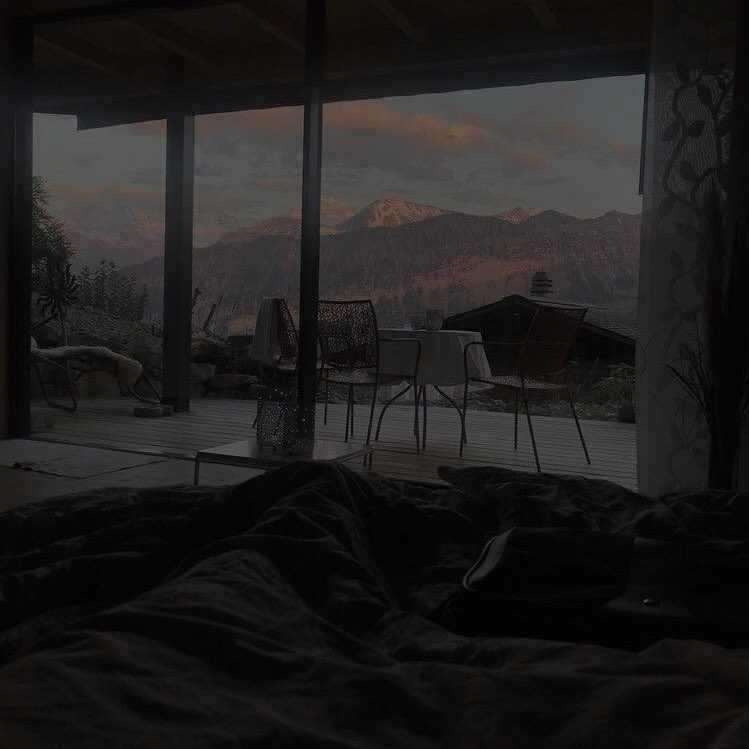 gIoomyweather's tweet image. cuddle weather.