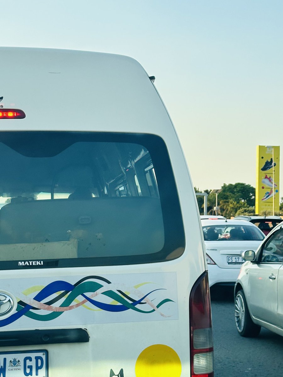 Lekau Sehoana tweet media