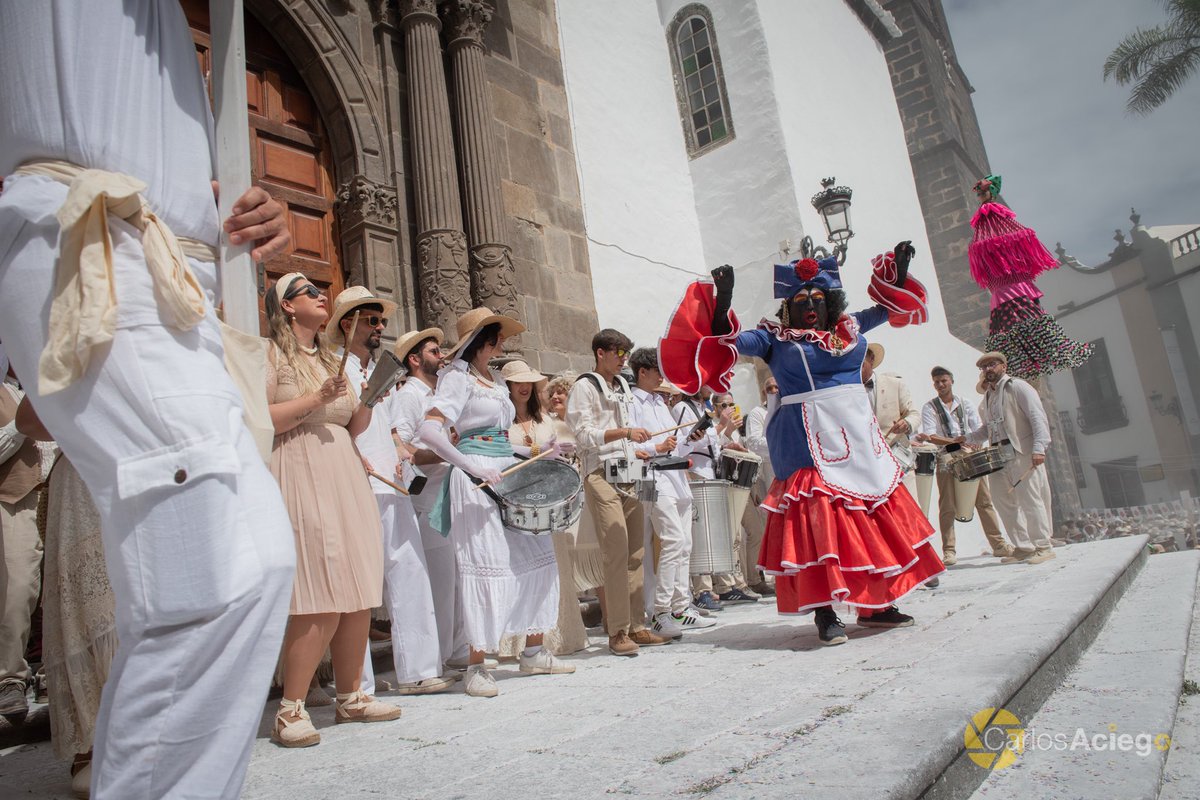 Carlos_Aciego's tweet image. 🇨🇺🚢 Llegaron los indianos a La Palma. #indianos #NegraTomasa #LaPalma #Carnaval