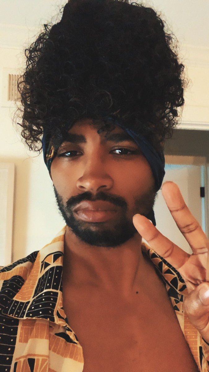 Poof💨✨#BlackHistoryMonth #naturalhair #melanin #model #singer