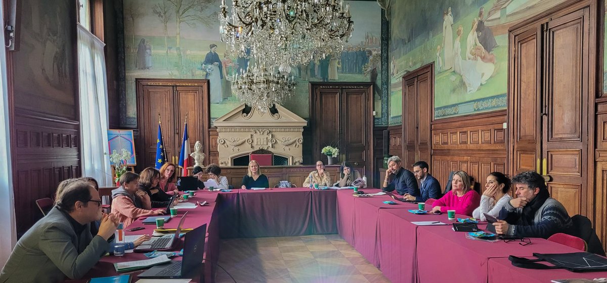 🇪🇺 Last week, all the partners of the #STARCities project met in the #ValdeMarne for the project's closing meeting. After 5 years of exchanges on the promotion and development of #rivertourism, the partners discussed the successes and the #future of this project.