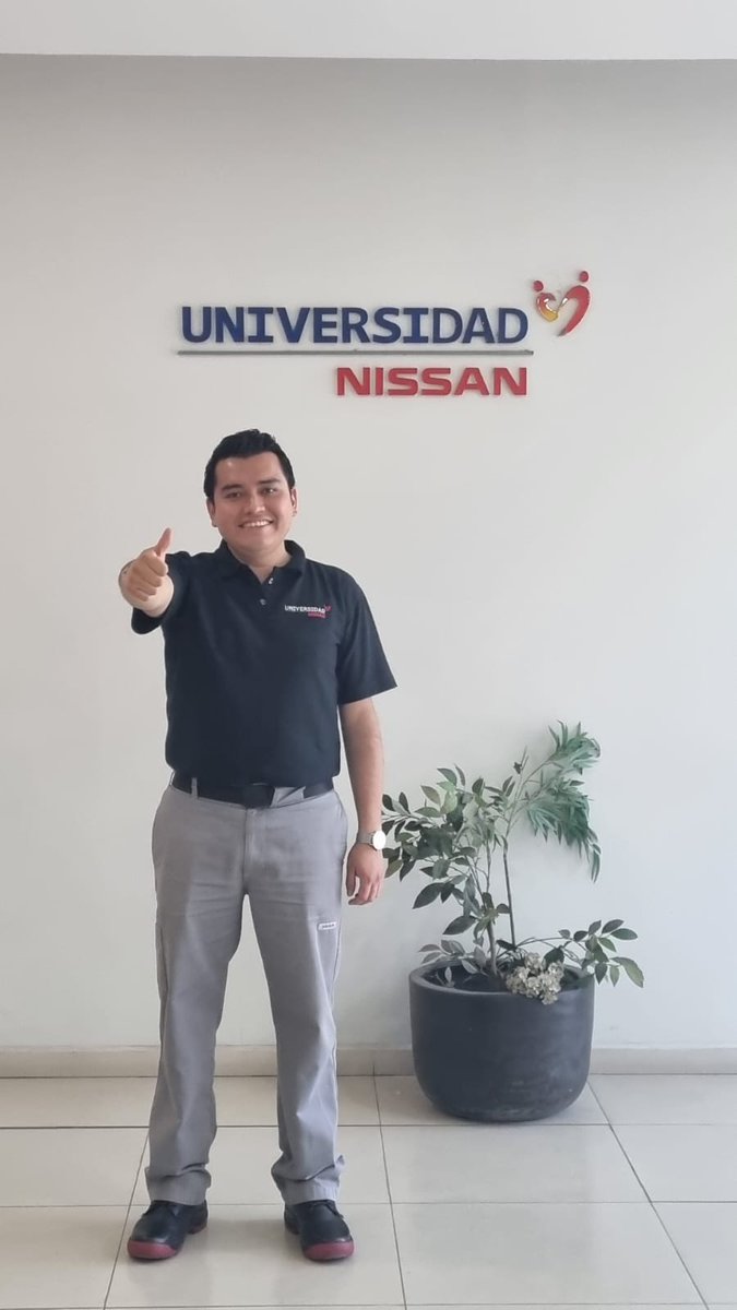 Soy 𝗥𝗮ú𝗹 𝗔𝗹𝗯𝗲𝗿𝘁𝗼 𝗭𝗮𝗺𝗼𝗿𝗮𝗻𝗼, docente de Universidad Nissan.
Universidad Nissan es una institución que fue creada y enfocada para el aprovechamiento de nuestro personal, para el desarrollo académico y profesional de aquellas personas que buscan un crecimiento.
