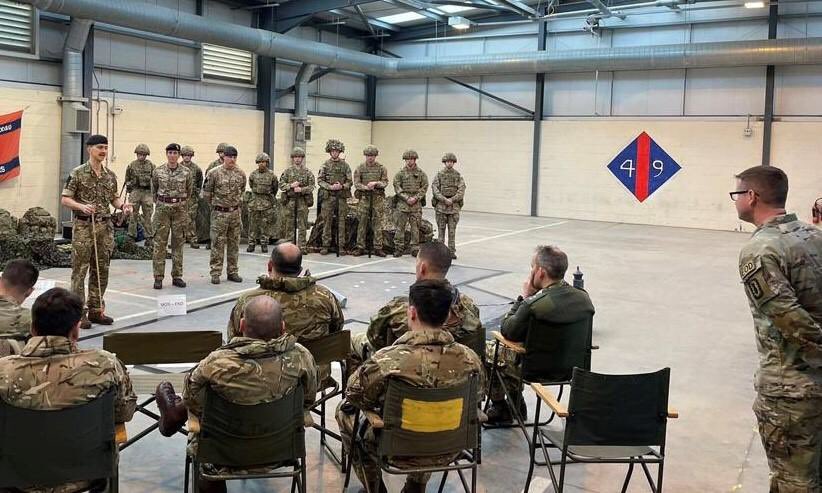 8 Engineer Brigade (@8engrbde) on Twitter photo EOD experts from <a href="/33engrregt/">33 Engineer Regiment (EOD&S)</a> have been hosting our US colleagues from <a href="/52ndEOD/">52nd Ordnance Group</a> - the week culminated with a visit to subterranean facilities used for EOD training in London!
<a href="/1UKDivision/">1 (UK) Division</a>
#innovative
#global
#worldclass EOD experts from <a href="/33engrregt/">33 Engineer Regiment (EOD&S)</a> have been hosting our US colleagues from <a href="/52ndEOD/">52nd Ordnance Group</a> - the week culminated with a visit to subterranean facilities used for EOD training in London!
<a href="/1UKDivision/">1 (UK) Division</a>
#innovative
#global
#worldclass