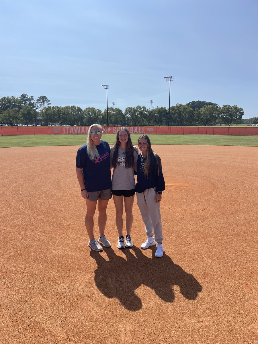 EllaDuhon15's tweet photo. So excited to announce that I’ve decided to continue my academic and athletic career at Itawamba Community College! I’m so grateful to God, all my coaches, and my family for their continuous support! Roll Tribe! 💙❤️ @GHSMAVSsoftball @18uMojo @ICCSoftball @kellybeth09 @THEkhawk13 https://t.co/yQ8jBFKxN3