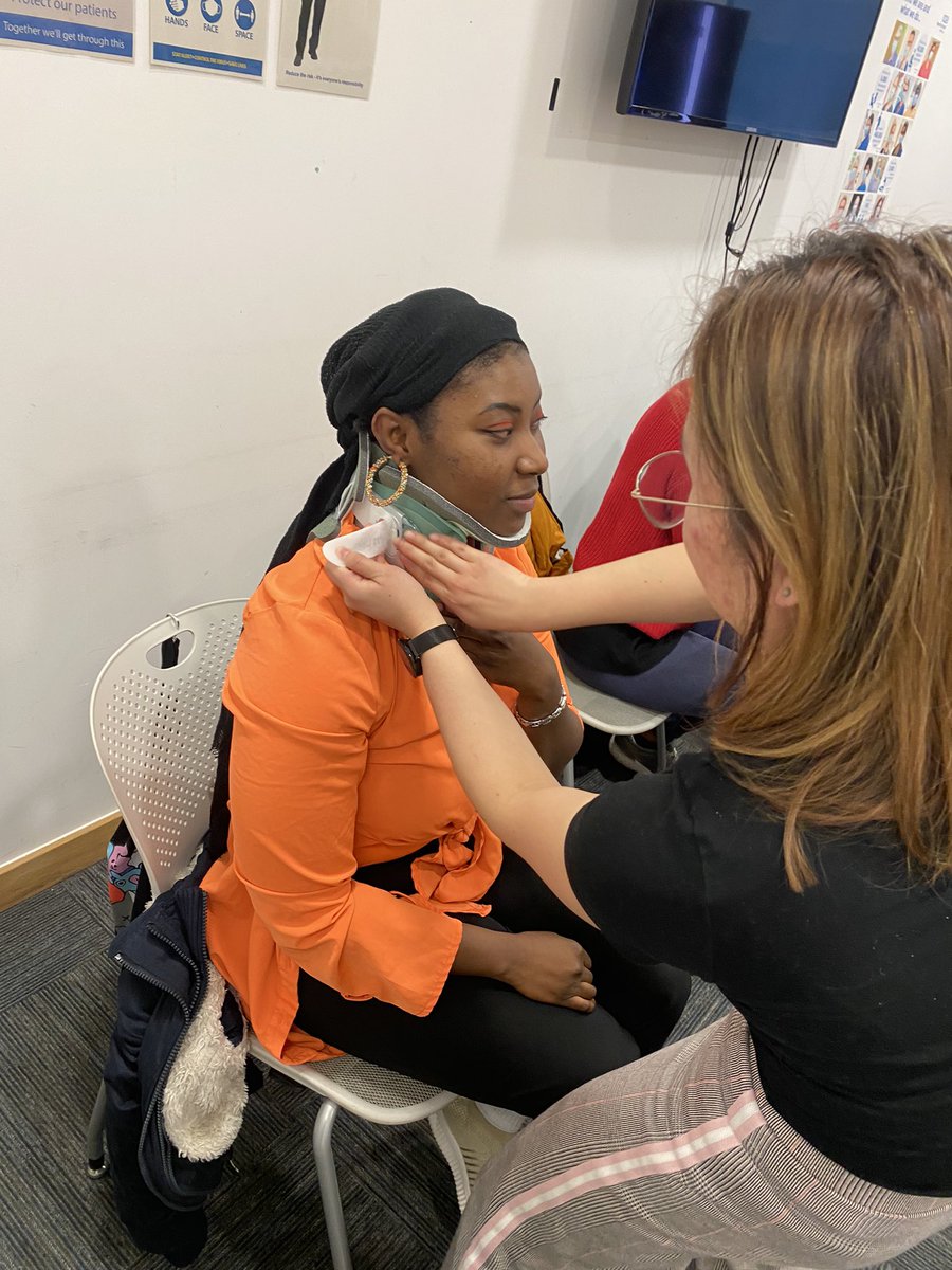 AbbieLindsay's tweet image. Another great Level 1 Neuro study day! Always love teaching on these days, and listening to the other speakers 😁 🧠  @NmskNbt #nmskeducation #neuroteaching #nbtproud