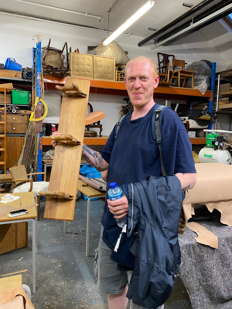 schoolofstuff's tweet image. Lovely to see finished projects leaving the studio! 🔨⁠
⁠
If you'd like to bring something back to its former glory, our five day sessions are a great opportunity to use our expertise &amp;amp; tools, &amp;amp; get stuck in. ⁠
⁠
theschoolofstuff.co.uk/courses/furnit…