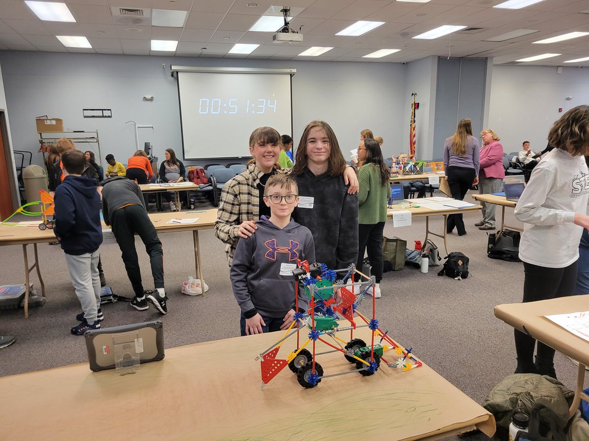 Sarah Smith tweet media