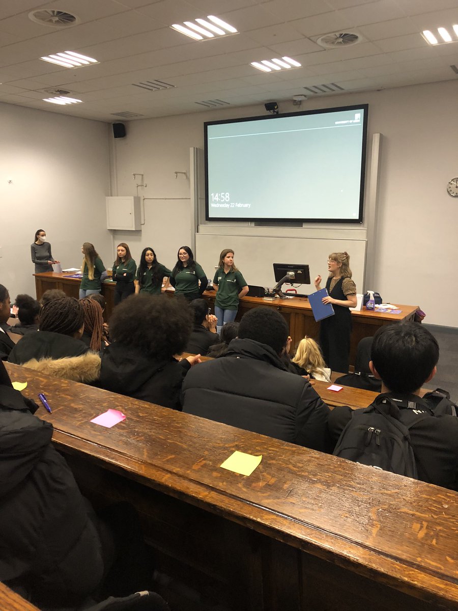 Finished up the day an Arabic lesson, University campus tour and awards. We are so proud of how our students represented us today and to see their aspirations sky rocket. #weareRoundhay <a href="/RSch_Languages/">Roundhay Languages</a> <a href="/RoundhayHead/">RoundhayHead</a> <a href="/RSch_KS3/">Roundhay Key Stage Three</a>