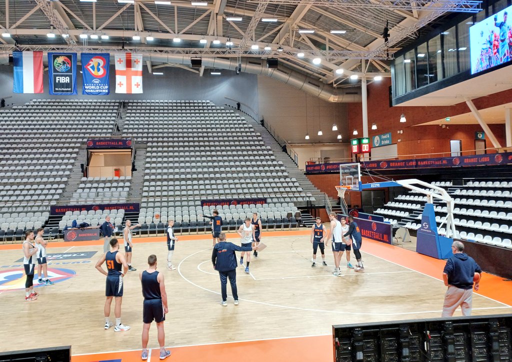 Proud to see our <a href="/Zwolle_CSE/">CSE Zwolle</a> representatives Keime and Coen at the Dutch National Team 🦁