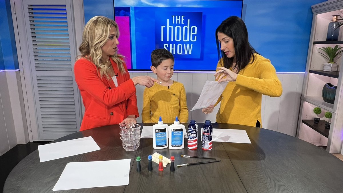 TheRhodeShow's tweet photo. Looking for some fun to do with the kids inside? Courtney Caligiuri shares how to make homemade puffy paint! It’s super easy and fun!

And a huge thank you to her son Crosby for joining in on the crafting fun this morning, too! 🥰

@CourtneyCal 
https://t.co/97OtV5WHFy https://t.co/o34Ohx52ZM