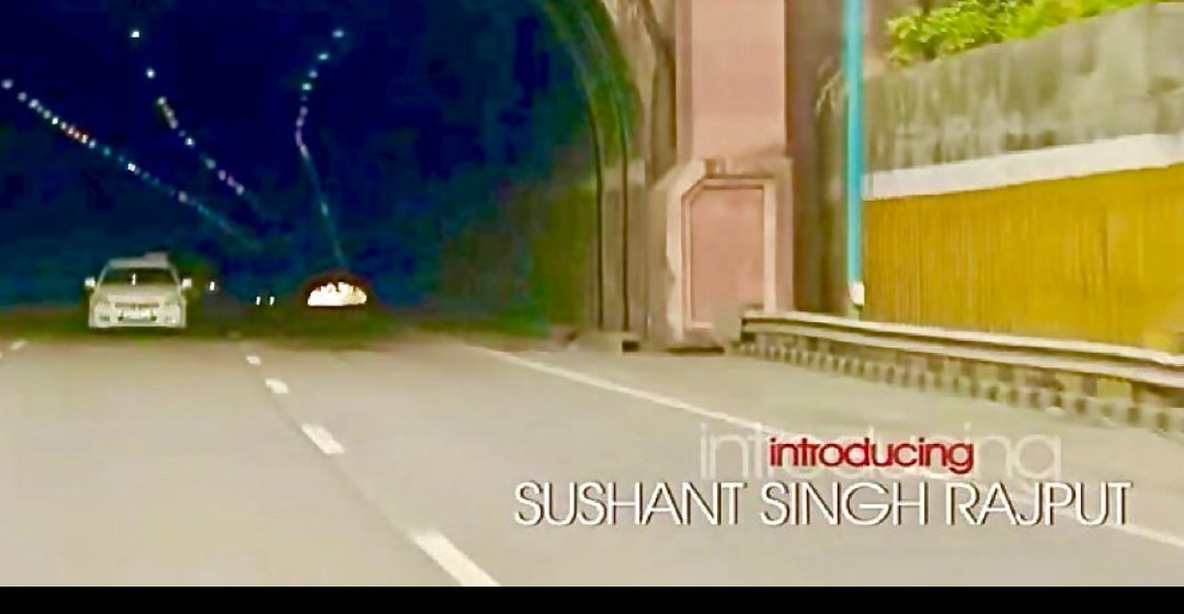 LOVEYOUSSRMISSU's tweet photo. @itsPPP4747 @itsSSR Yes .
From ‘Introducing Sushant Singh Rajput’ ❤️ to ‘Sushant you will be missed’ 💔
TenYrs Of Sushant In Kaipoche
#10YearsOfKaiPoChe
#10YearsOfSushantAsIshaan https://t.co/u8bKe3Yfs9