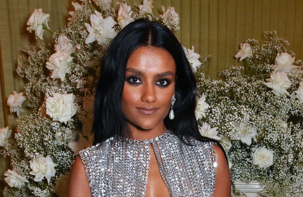 Sports Illustrated Swimsuit on Twitter "This look was all about glitz