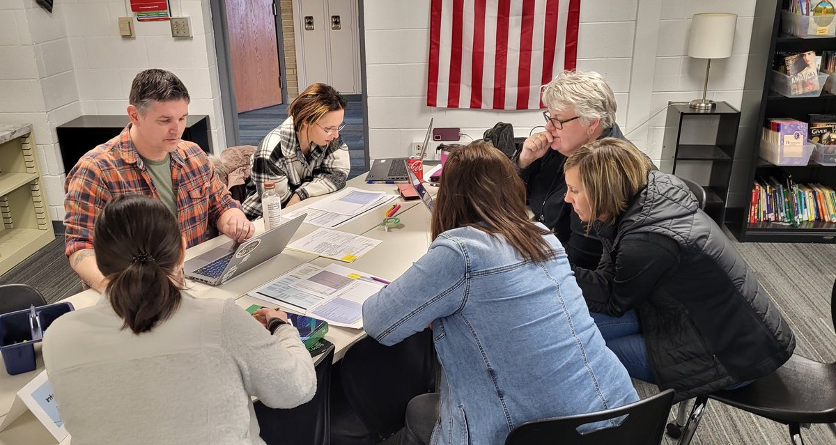 lietuvagirl49's tweet photo. 6th Grade Collaborative Teams reflect on new, adopted curriculum; 7th and 8th grade Collaborative Teams reflect on Pilot Curriculum. RPS values process and all teachers having a voice. @NRMSrampride @SolutionTree
#collectiveefficacy #solidTier1 #guaranteedandviablecurriculum https://t.co/eXK2VCjDm3