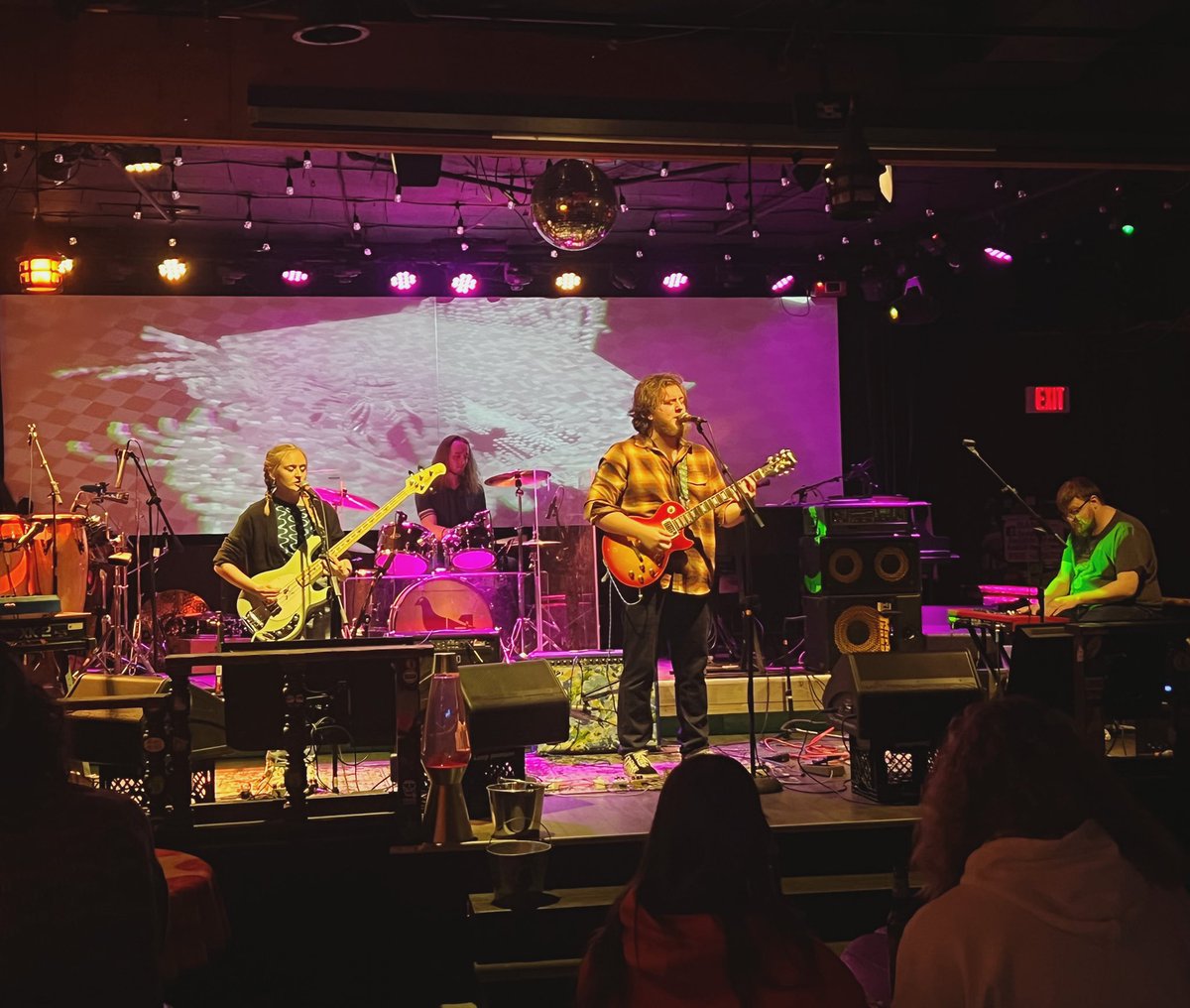 ToobTheBand's tweet photo. this Sunday Toob will be playing live at 6:20pm in Detroit! tickets are on sale for only $10 so dm us to get yours now! if you can’t make it but still wanna support us you can still buy one and we’ll get you a physical ticket from the show 😎 thanks for the support see u there 🔥 https://t.co/ANCP6fHT8I