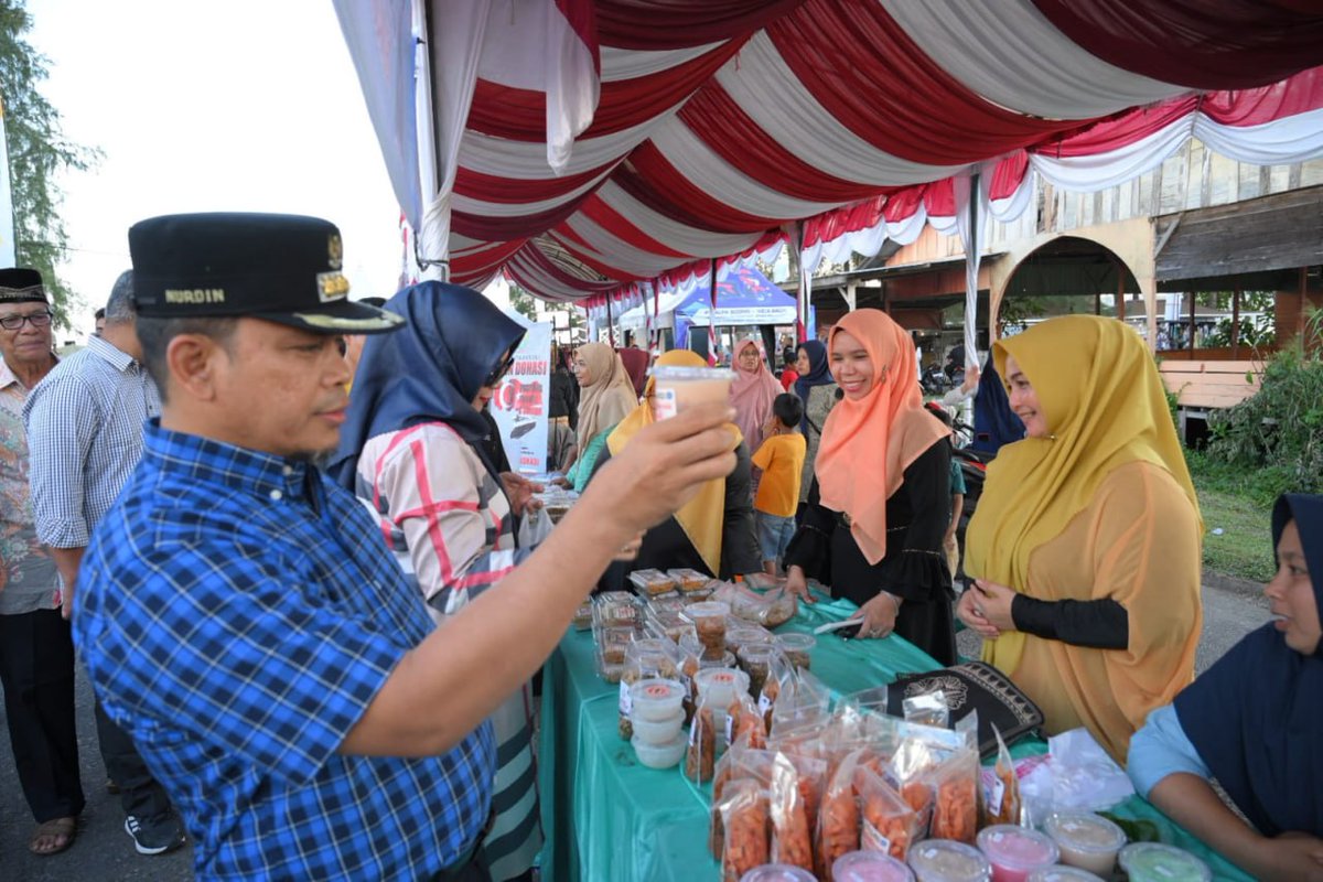 doktornurdin's tweet photo. Luar biasa kegiatannya yang juga menghadirkan produk produk terbaik, masyarakat Aceh Jaya https://t.co/ENlNAmVyhG