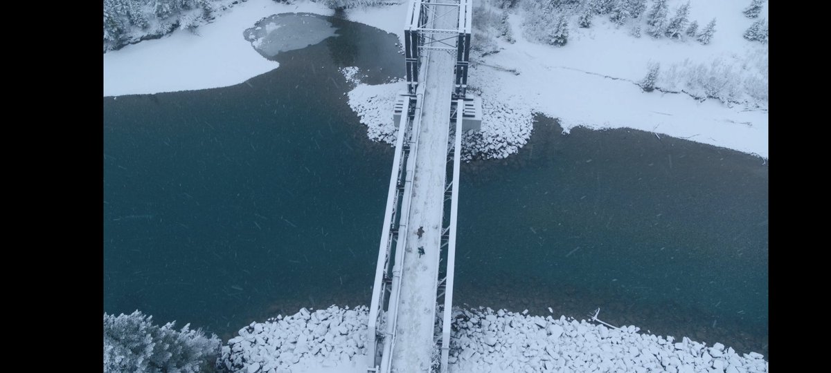 ssdlow's tweet photo. @stjguitarist @Neil_Druckmann Ahh there's foot track marks on the bridge from previous takes... https://t.co/cnSeJX7ecK