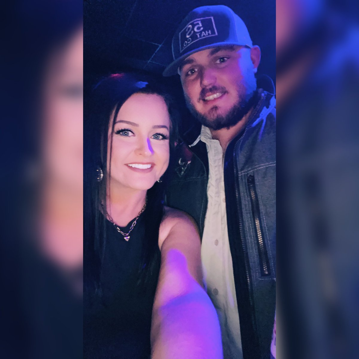 lareinke's tweet photo. Been a min since I’ve been on Twitter. But.. HEEYYYY. 👋🏽 https://t.co/oYCcg86hMi