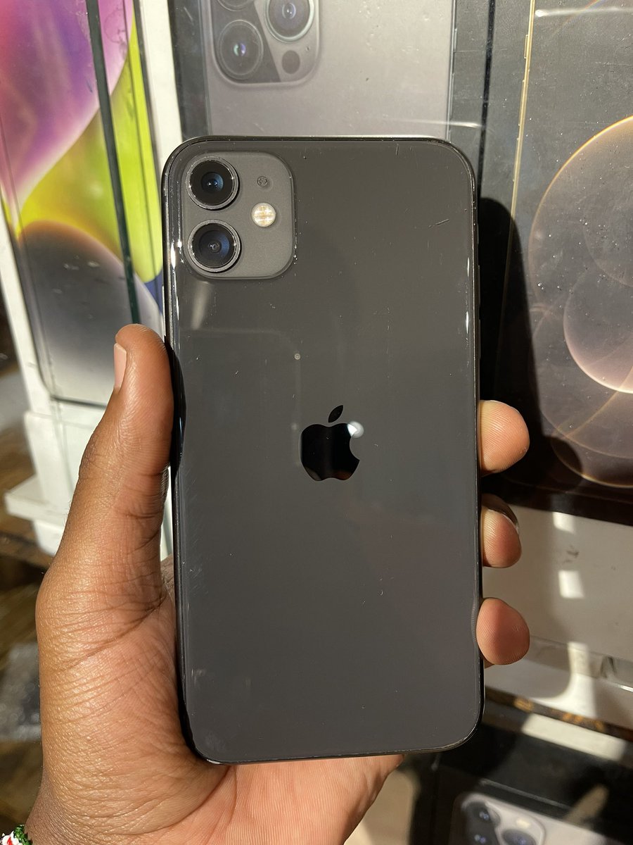 TucciDenzel's tweet photo. iPhone 11 64GB Black 46,000/-   Battery Health 100% | Free Case and guard upon purchase | Call or Text 0704772316 and place your iPhone orders🤙🏾 only @apple007sol ✅
#iPhone #iPhone11 #iOS #iOS16 #faceID #apple007solutions #Nairobi #tech #moiavenue https://t.co/EyiR2wQtsr