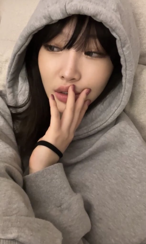 Chungha Pics On Twitter girlfriend